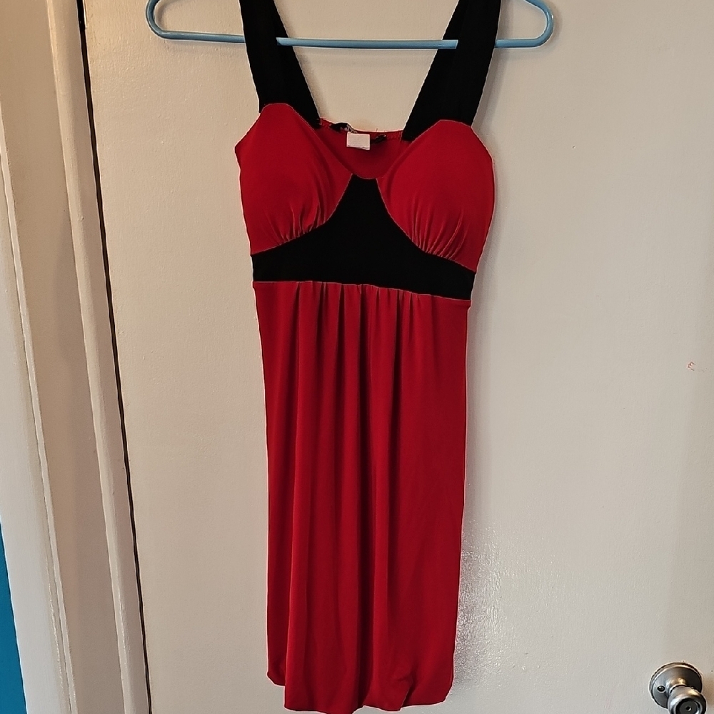 Red and Black Sleeveless Dress